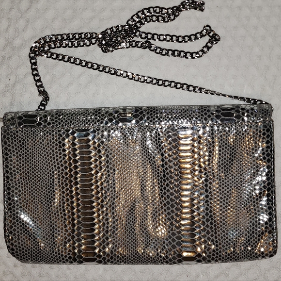 đWHBM printed metallic snake clutch - Picture 12 of 16